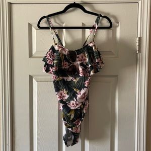 Womens Flounce High Coverage Bathing Suit